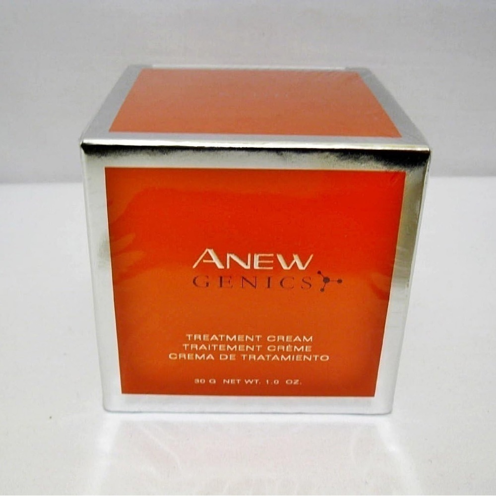 Anew Genics Night Treatment Cream T4